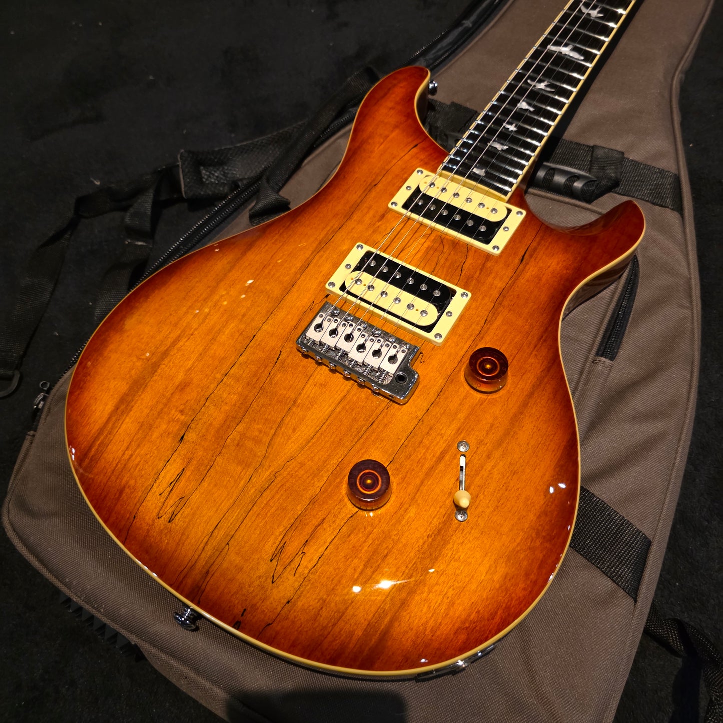 PRS SE Custom 24- Spalted Maple Top - Vintage Sunburst