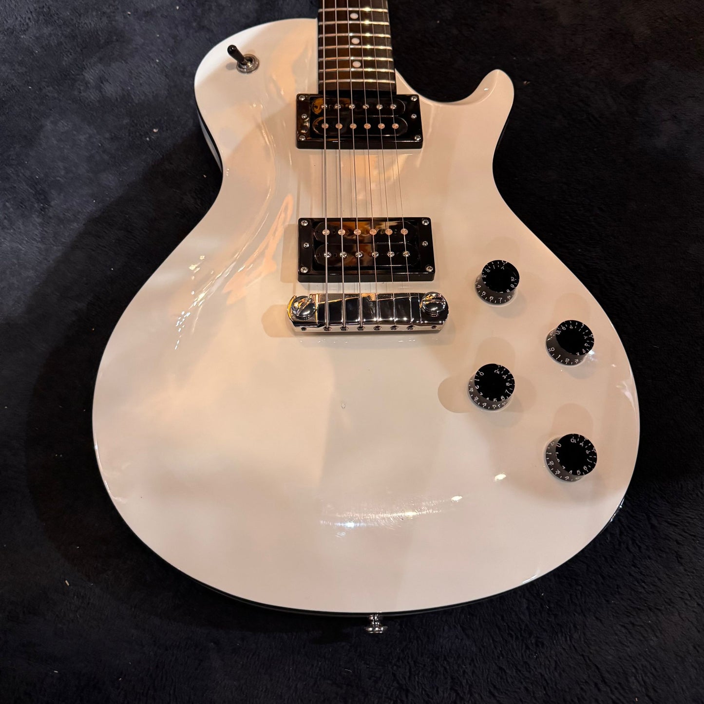 PRS SE Mark Tremonti - white