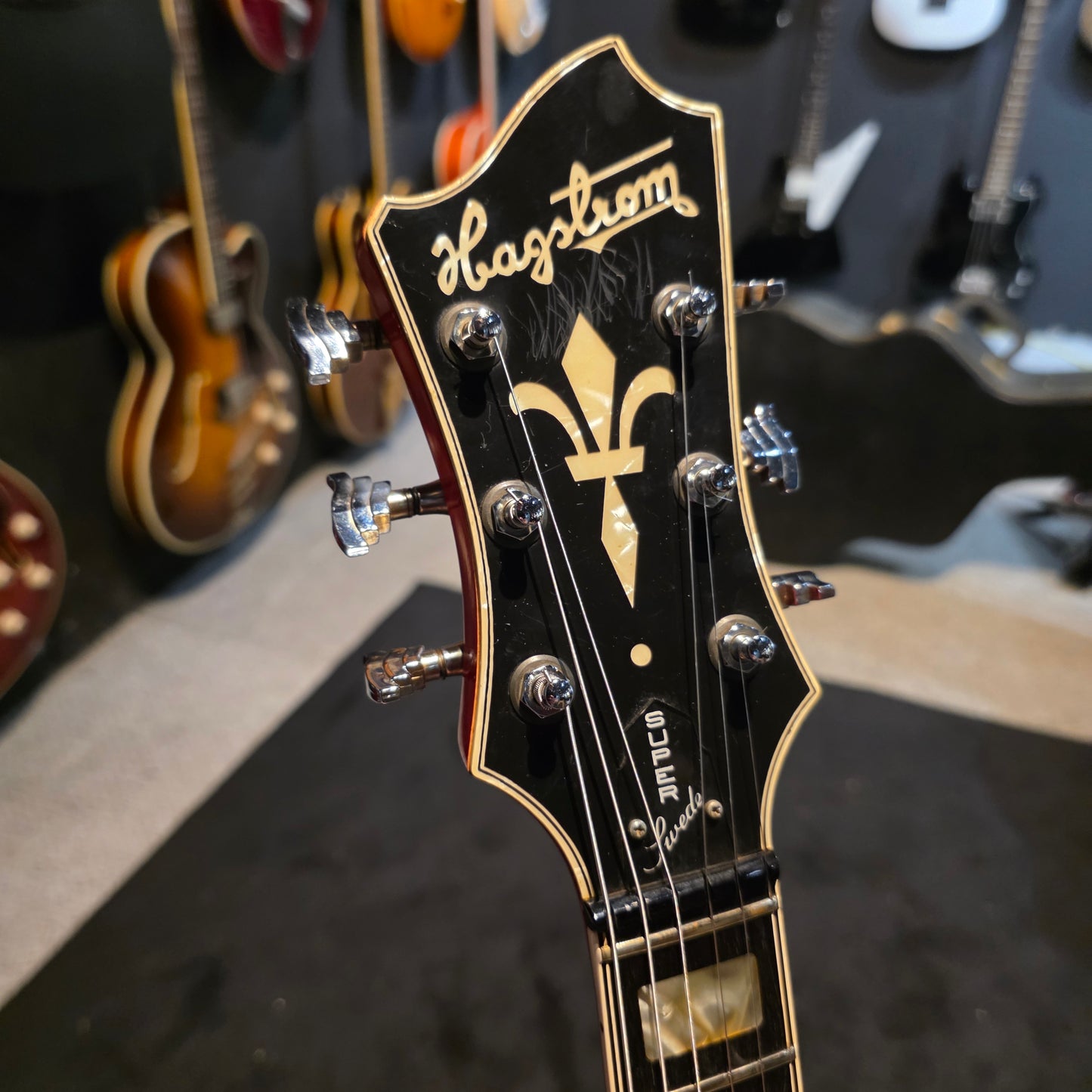 Hagstrom Super Swede 1980 Golden Sunburst #162 of #250