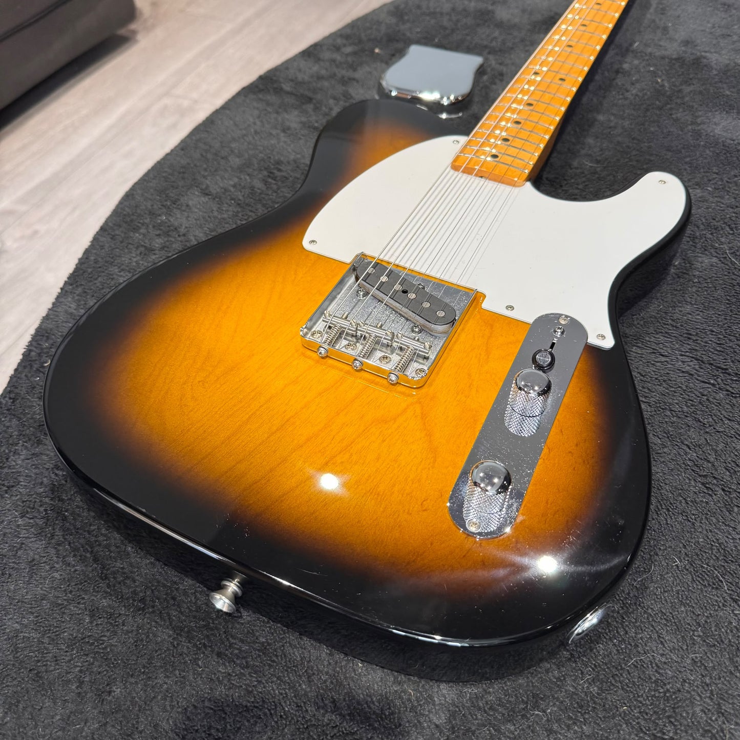 Fender Classic Series 50s Esquier - 2-colour sunburst
