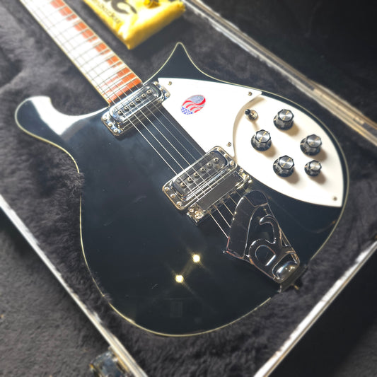 Rickenbacker 620 Jet Glo