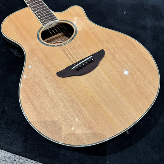 Yamaha APX600 Thinline - Natural