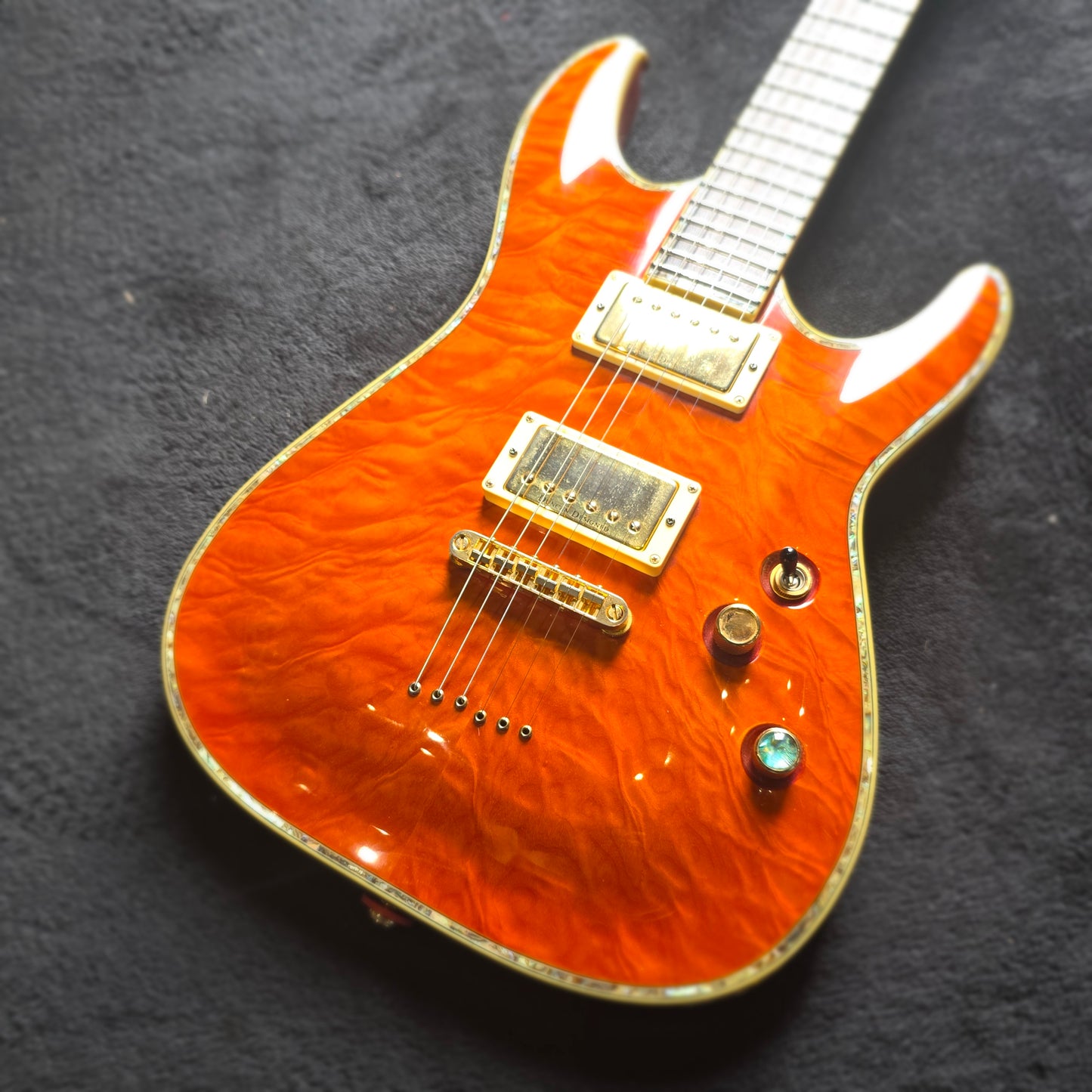 Schecter Diamond Series C-1 Elite in Amber Quilt