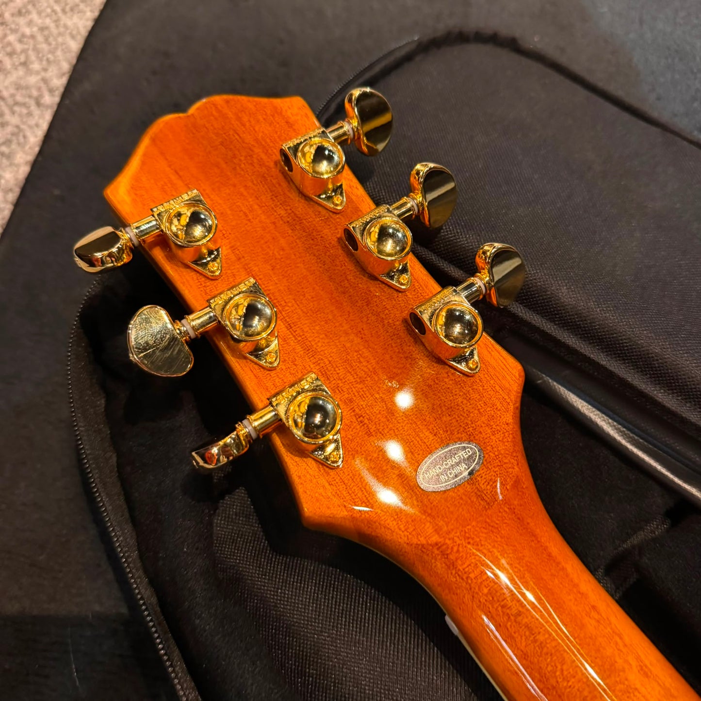 Epiphone Sheraton with Laurel Fretboard 2024 - Natural