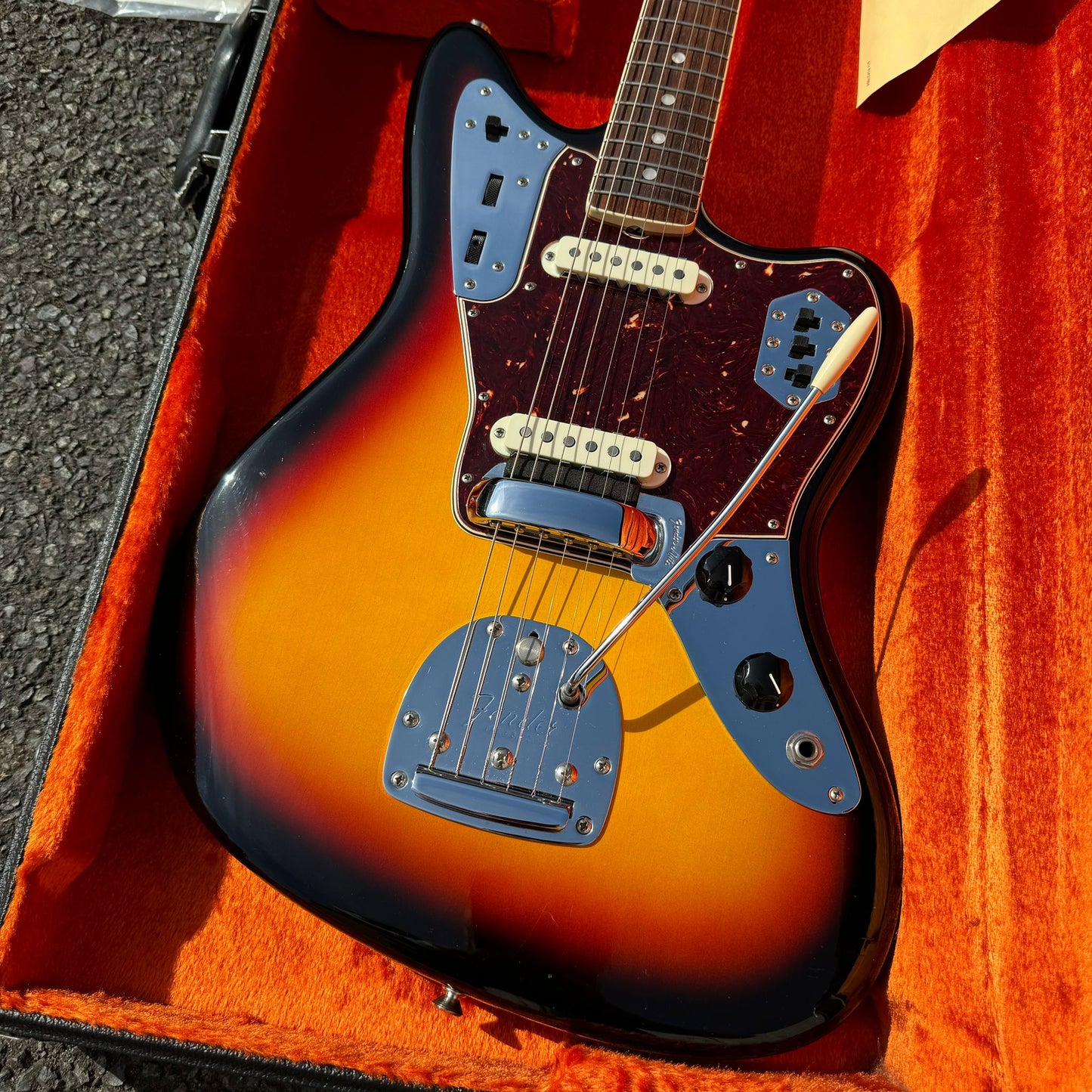 Fender American Vintage '65 Jaguar AVRI- 3-Color Sunburst