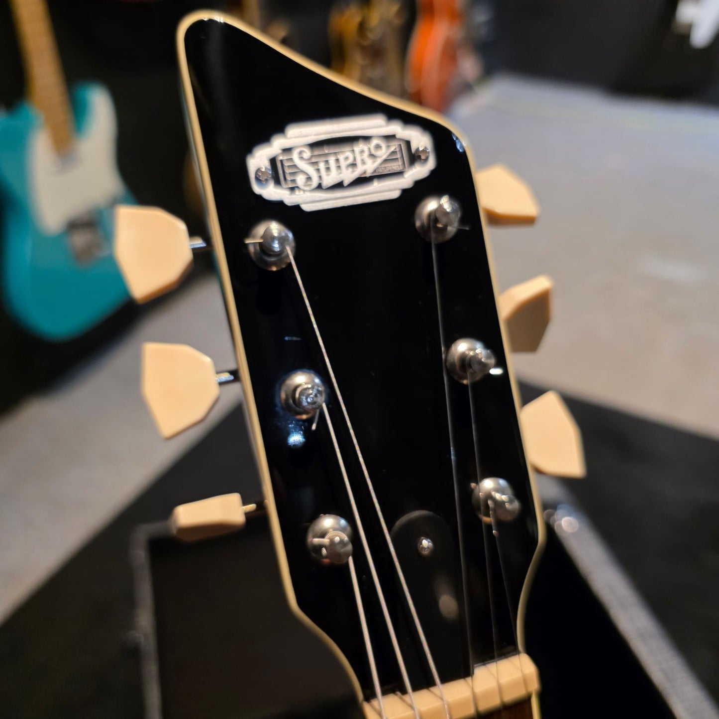 Supro Silverwood 2019 - Trans Cherry