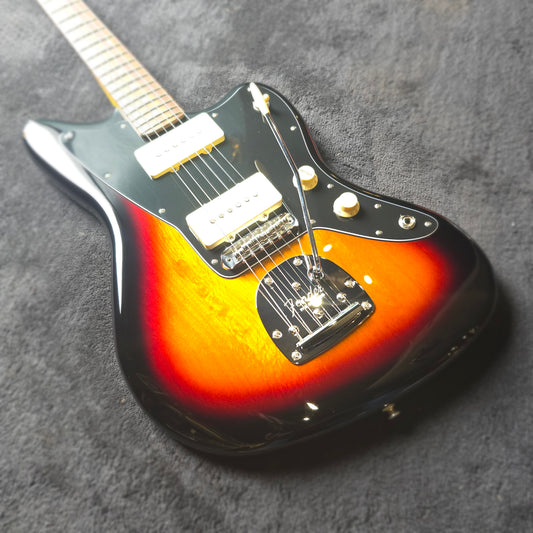 Fender Player II Jazzmaster in 3-Colour-Sunburst