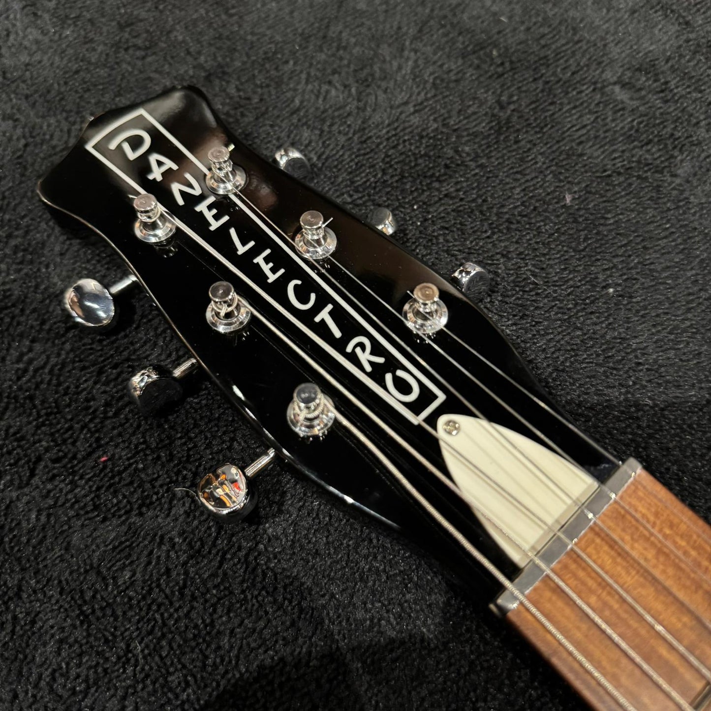 Danelectro 59XT with Lipstick Humbucker Black