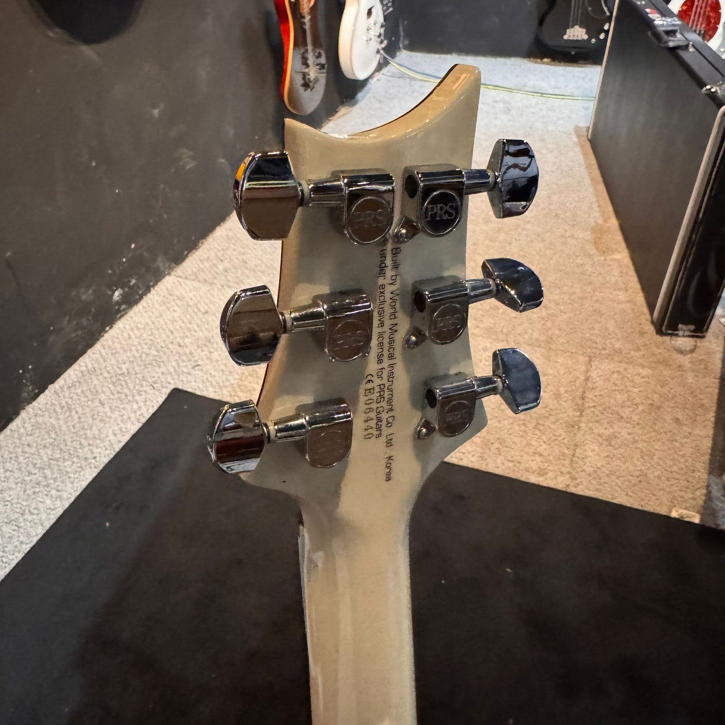 PRS SE Mark Tremonti - white
