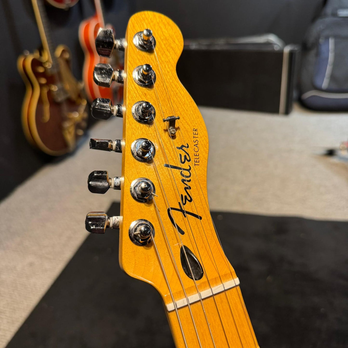 Fender Player Plus Telecaster with Maple Fretboard 2021 - Aged Candy Apple Red