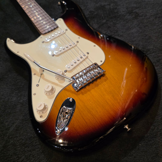 Fender Standard Stratocaster 2012- 3 tone sunburst - LEFT-HANDED