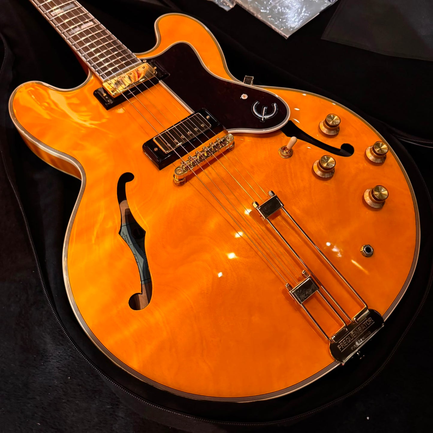 Epiphone Sheraton with Laurel Fretboard 2024 - Natural