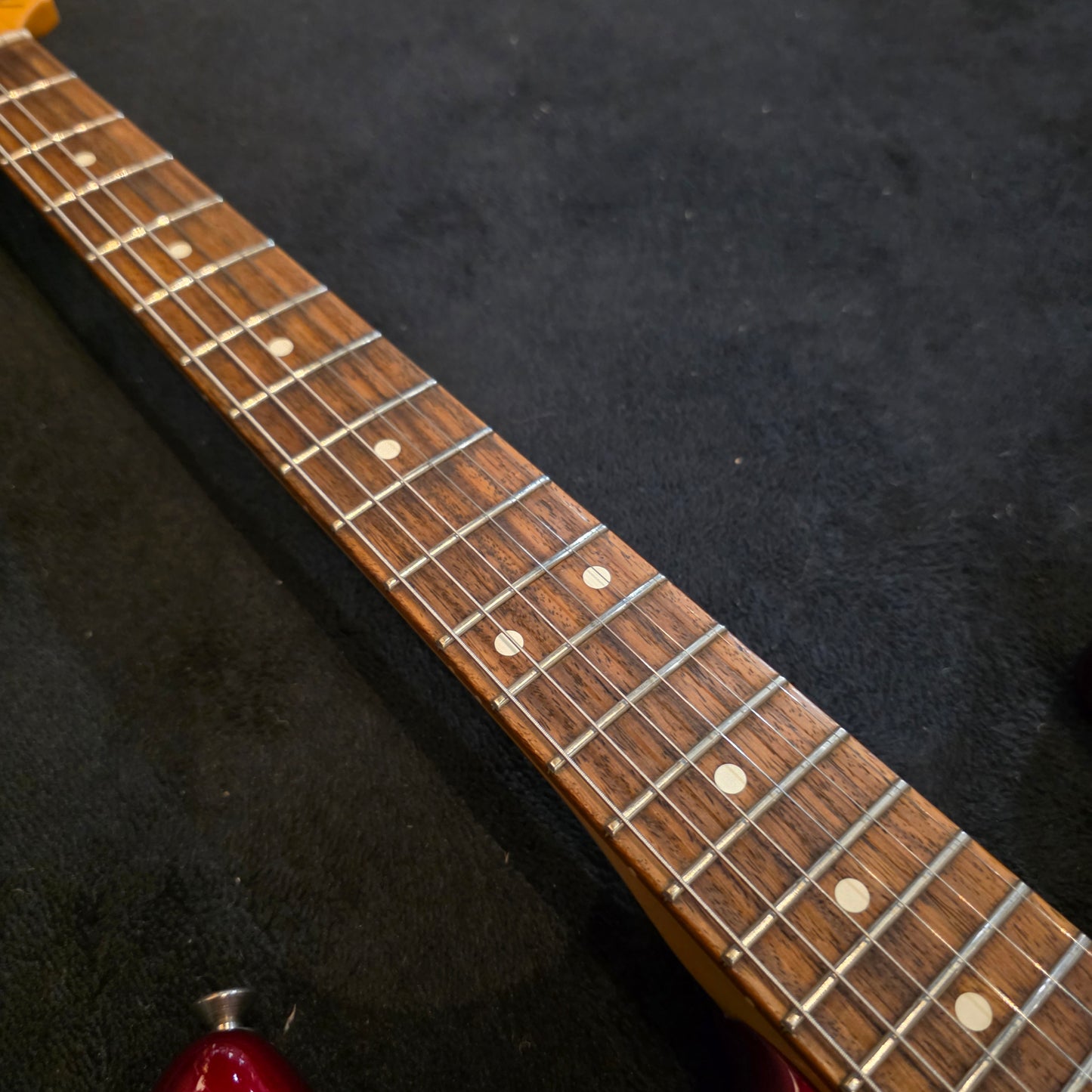 Fender Classic Player 60s with Rosewood Fretboard 2011 - Candy Apple Red