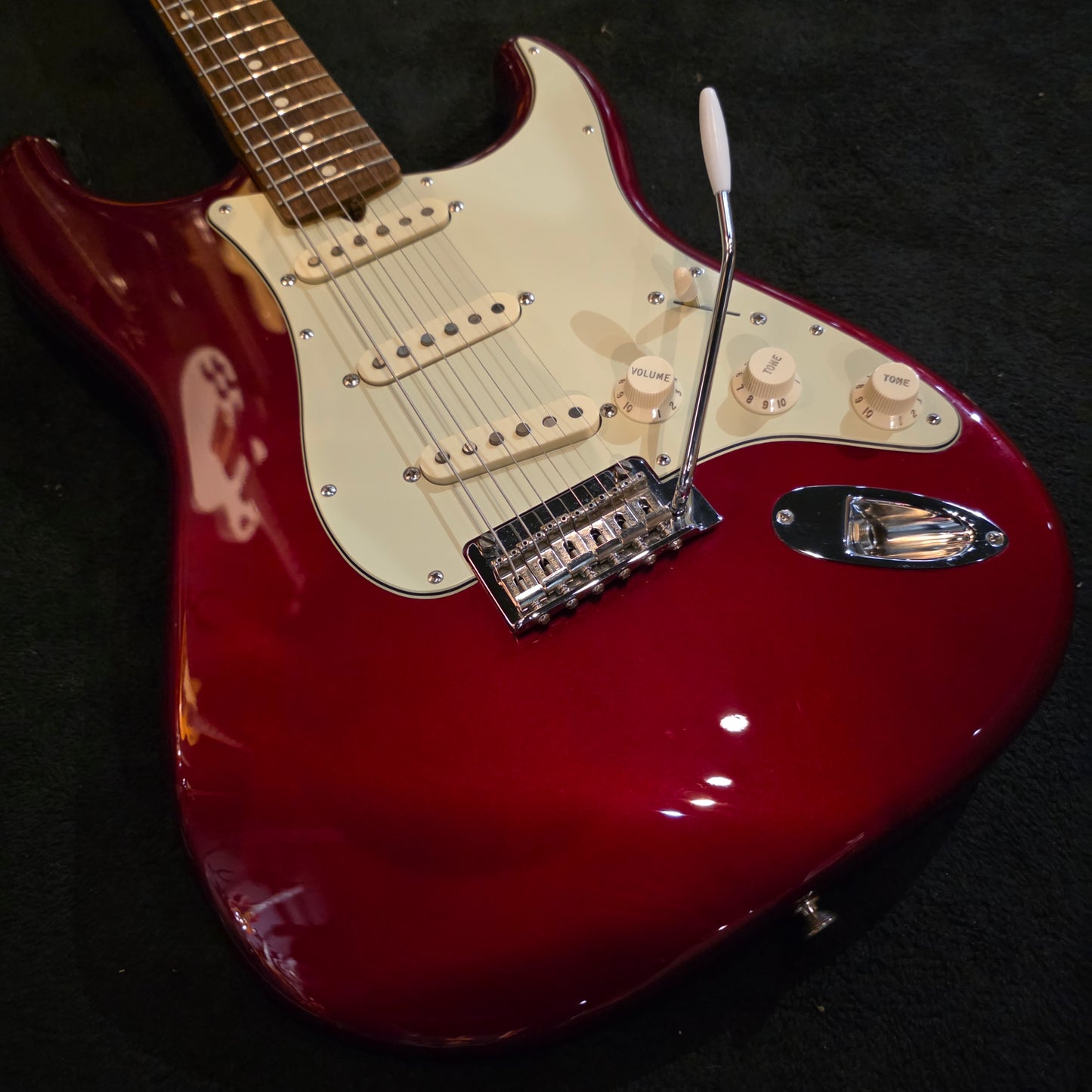 Fender Classic Player 60s with Rosewood Fretboard 2011 - Candy Apple Red