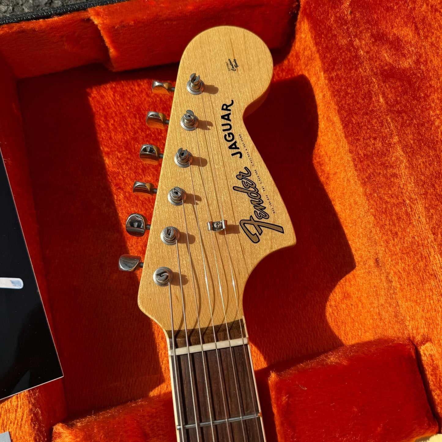 Fender American Vintage '65 Jaguar AVRI- 3-Color Sunburst