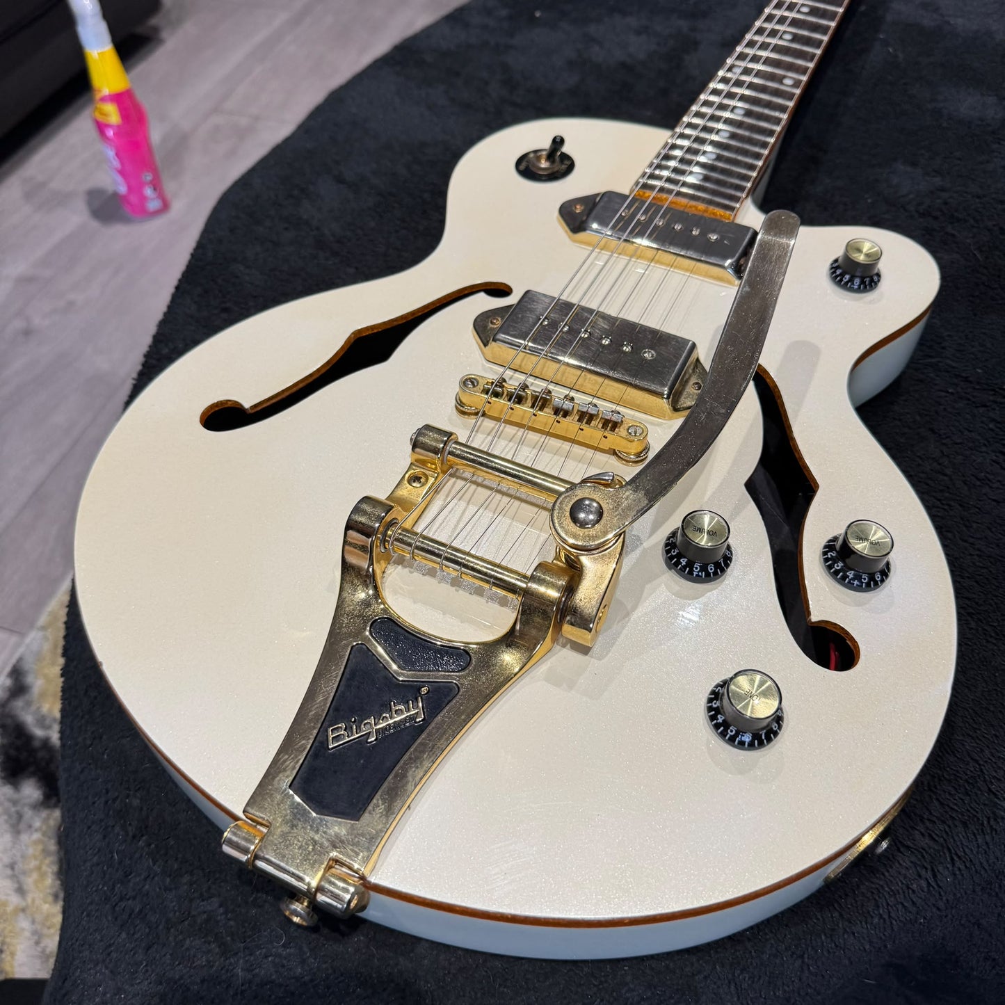 Epiphone Wildkat Royale Pearl White