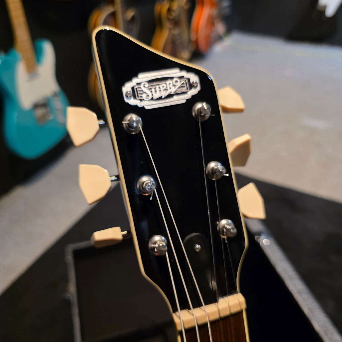 Supro Silverwood 2019 - Trans Cherry