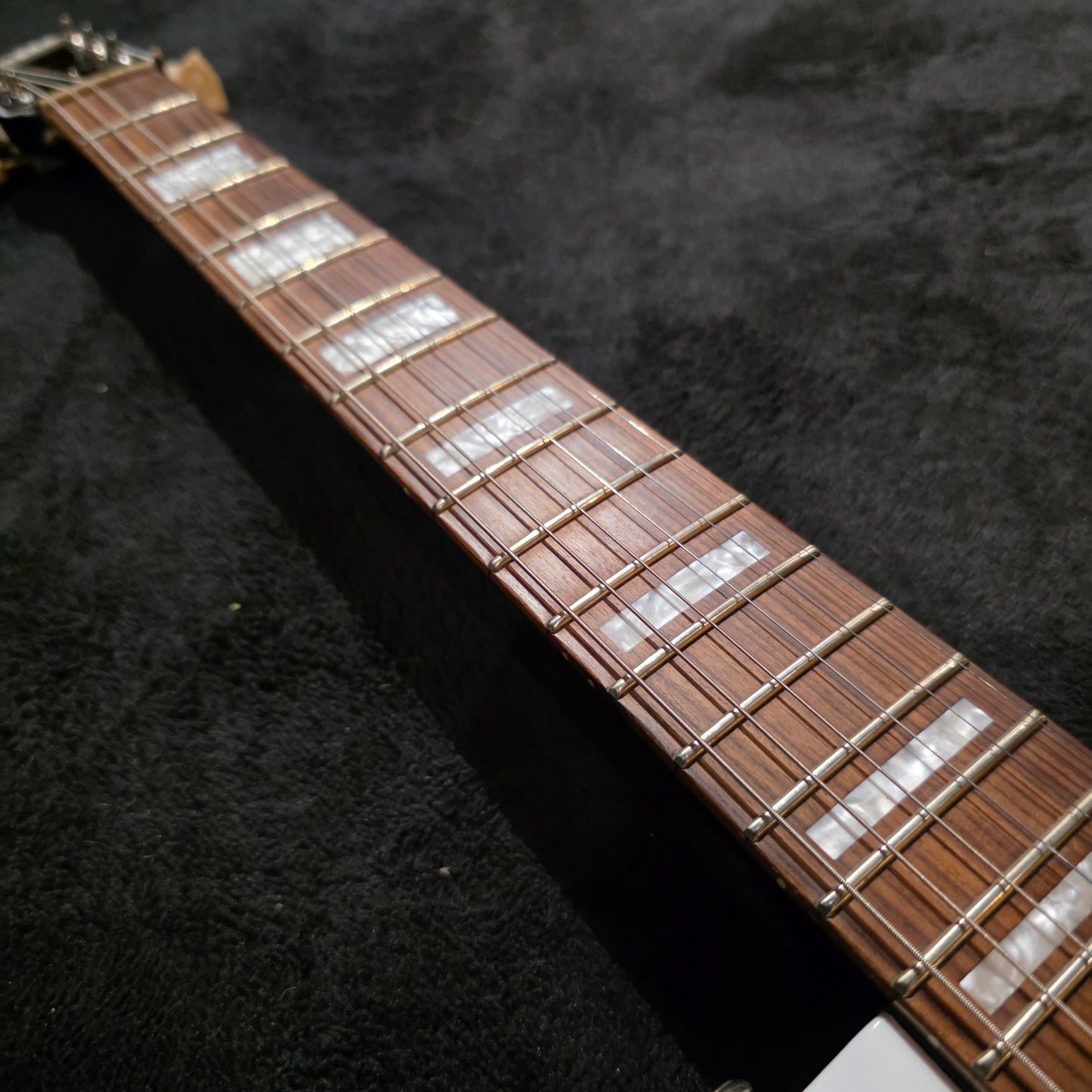 Supro 1224DBHT Limited Edition David Bowie 1961