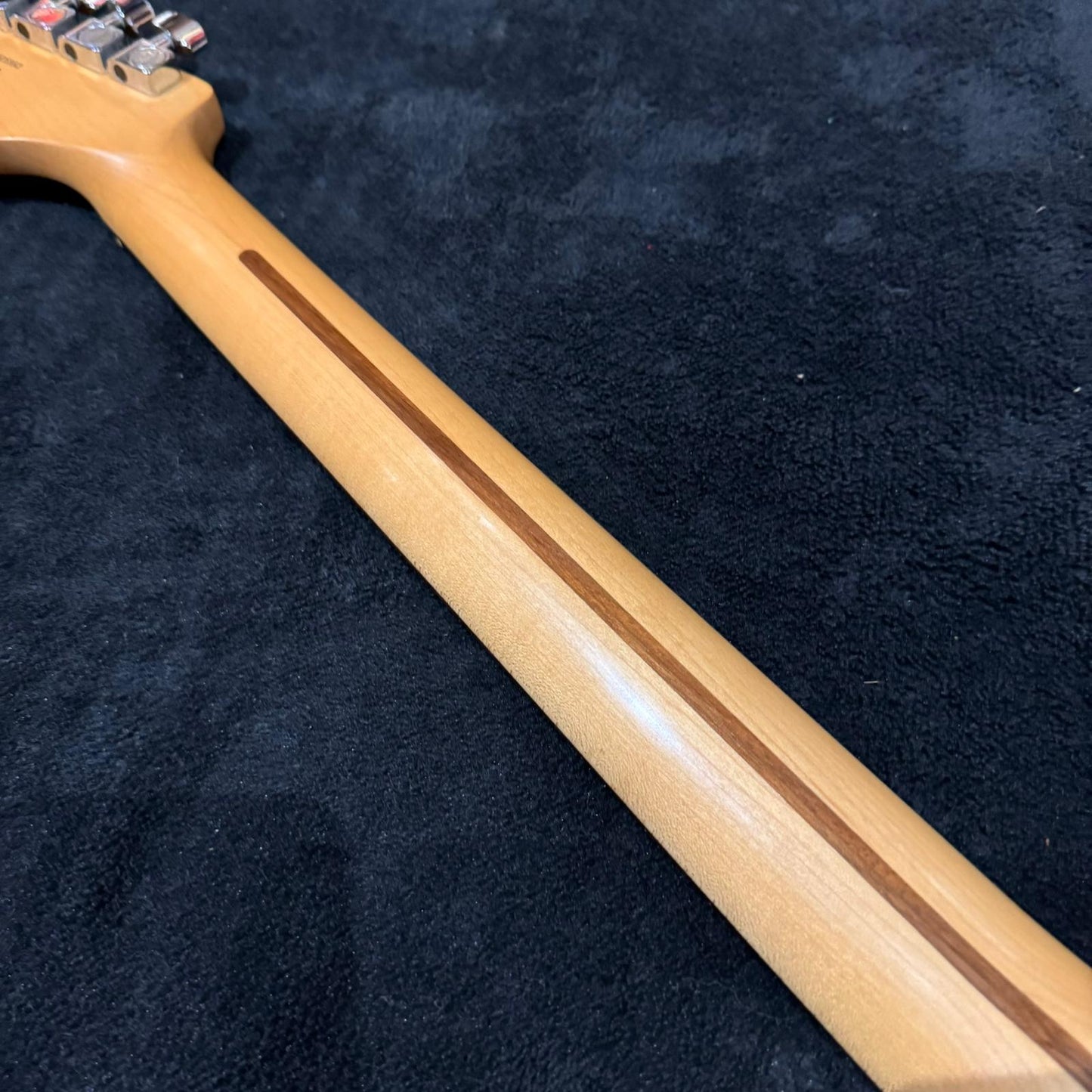 Fender Standard Stratocaster with Rosewood Fretboard 2015 - Arctic White