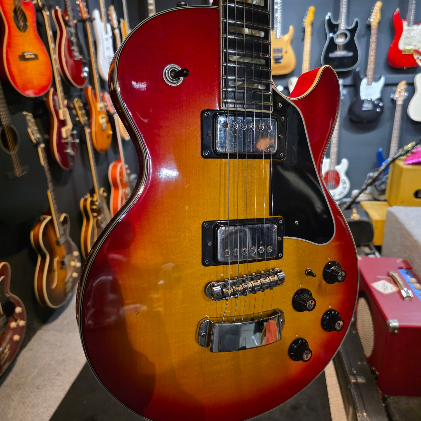 Hagstrom Super Swede 1980 Golden Sunburst #162 of #250