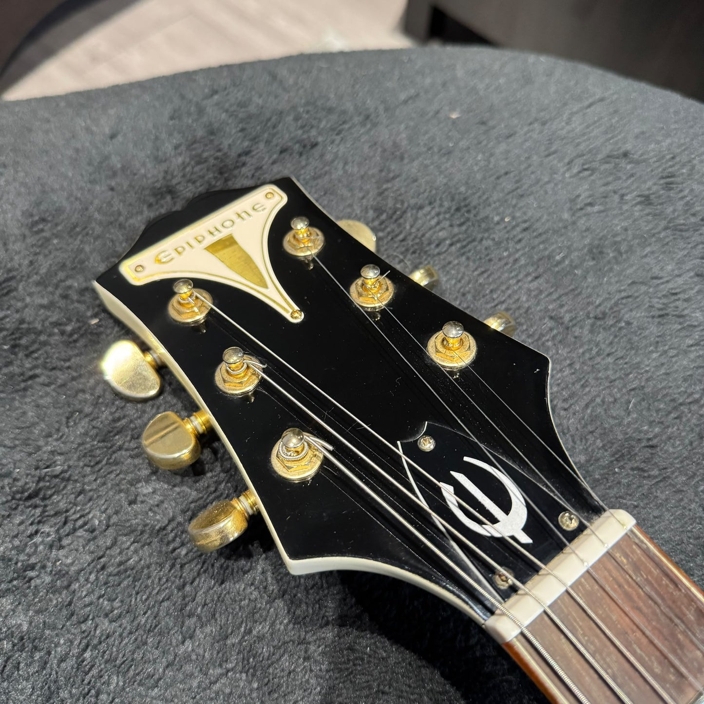 Epiphone Wildkat Royale Pearl White