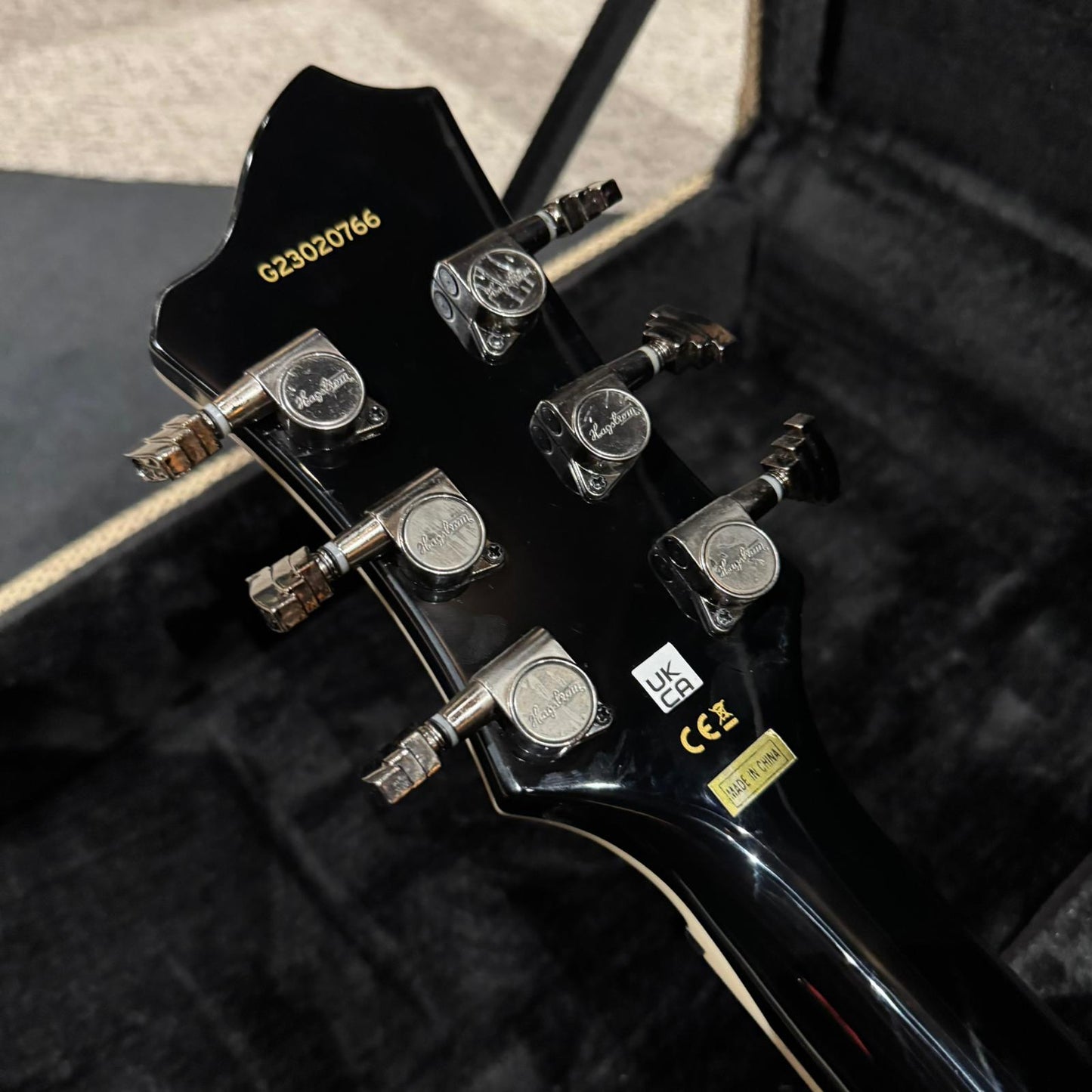 Hagstrom Fantomen LTD Edition Cosmic Burst with Hard Case