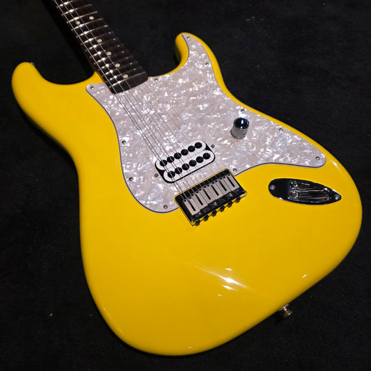 Fender Limited Edition Tom DeLonge Signature Stratocaster Graffiti Yellow