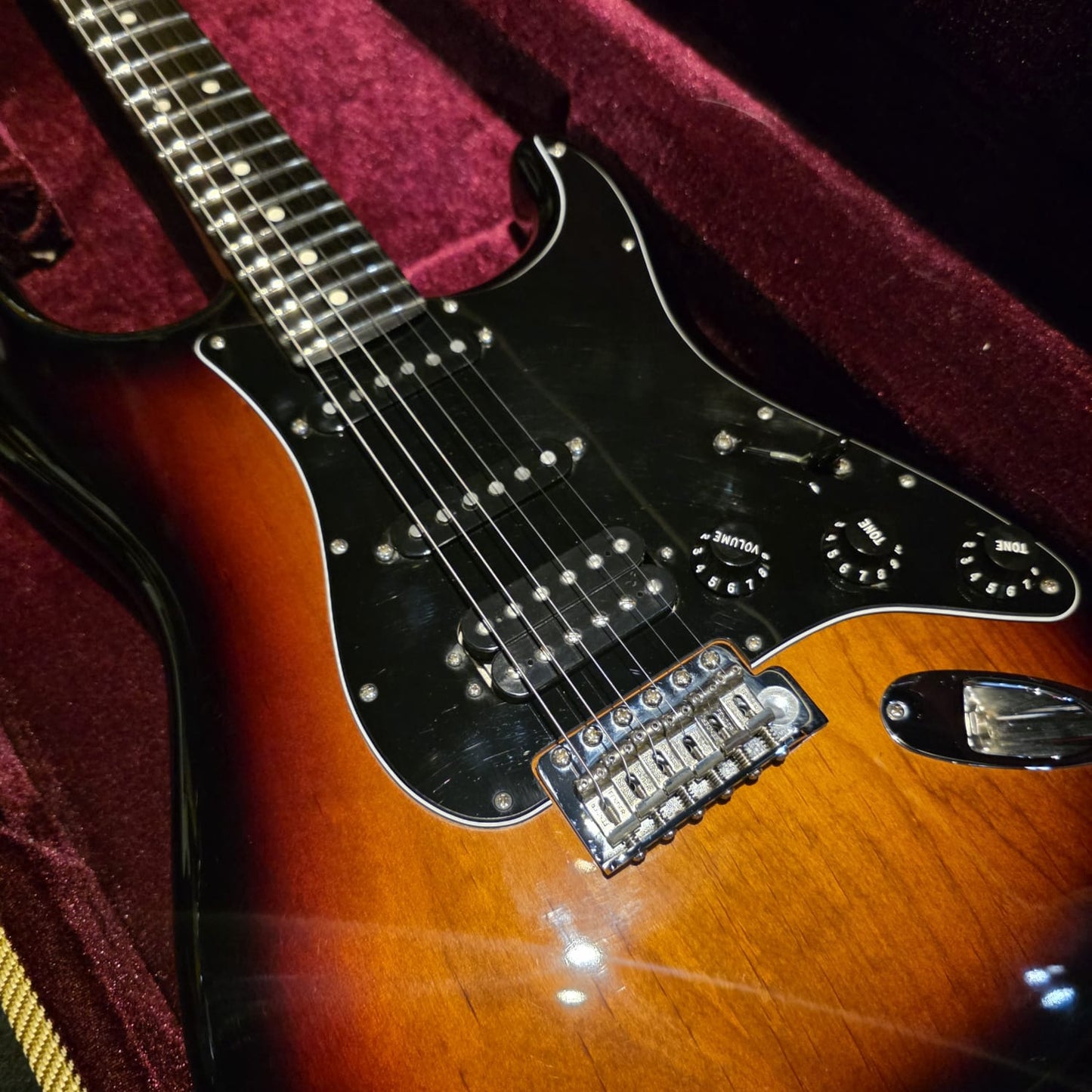 Fender American Special Stratocaster HSS with Rosewood Fretboard 2016 - 3-Color Sunburst