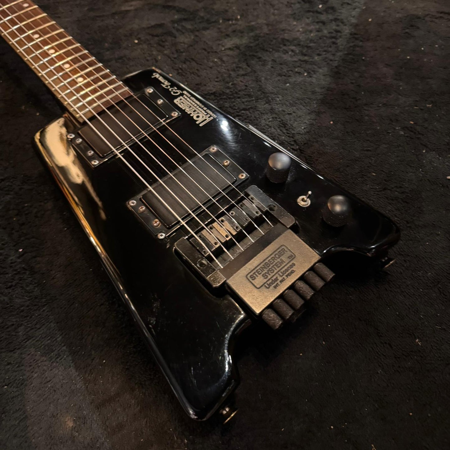 Hohner Professional Steinberger Licenced G2 Tremolo headless electric guitar