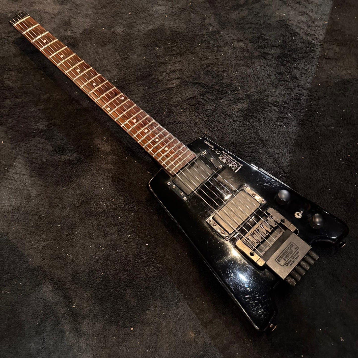 Hohner Professional Steinberger Licenced G2 Tremolo headless electric guitar