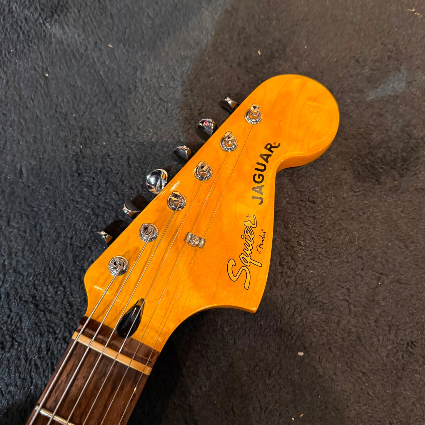 Squier Vintage Modified Jaguar HH with Rosewood Fretboard 2011 - 2017 - 3-Color Sunburst