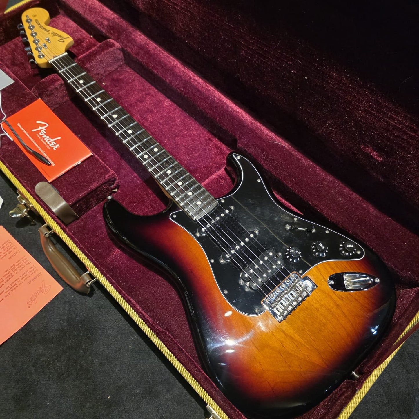 Fender American Special Stratocaster HSS with Rosewood Fretboard 2016 - 3-Color Sunburst