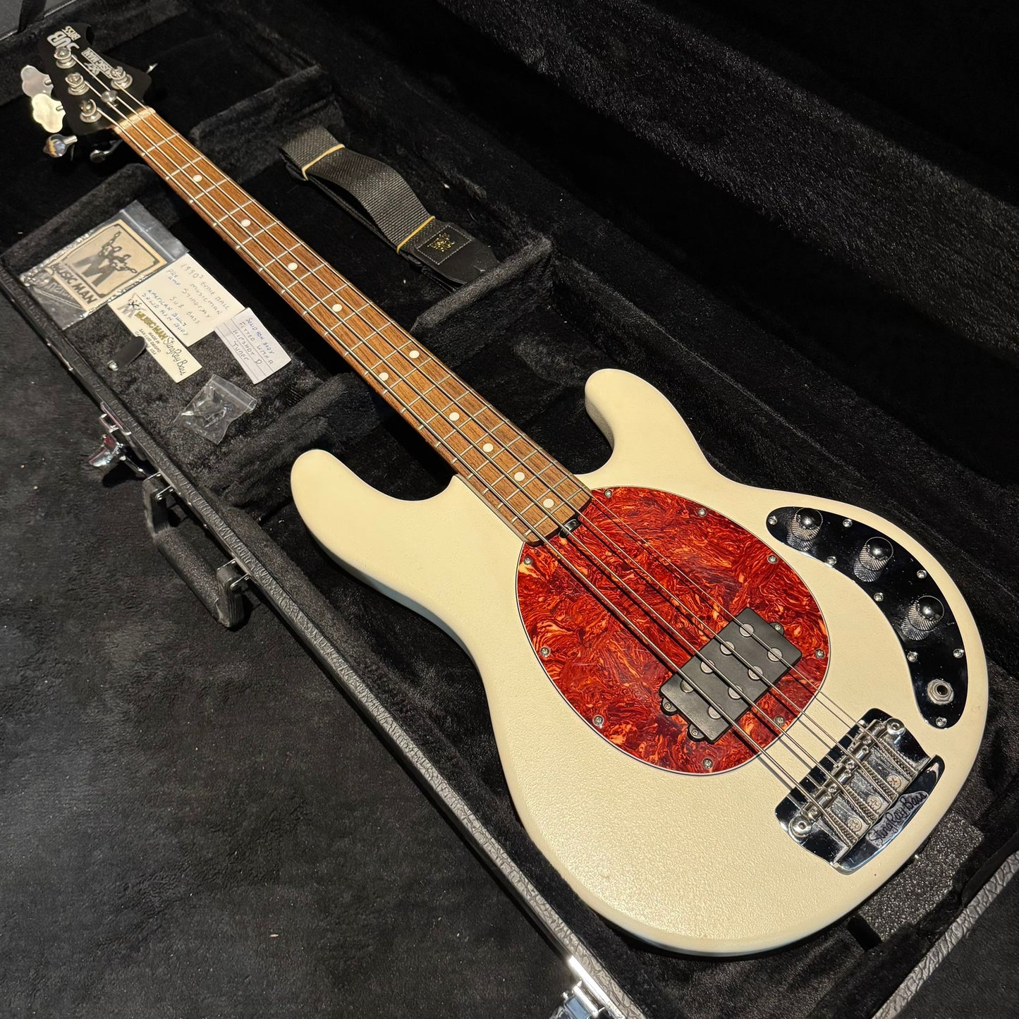 Ernie Ball Music Man SUB Bass 4 Active White