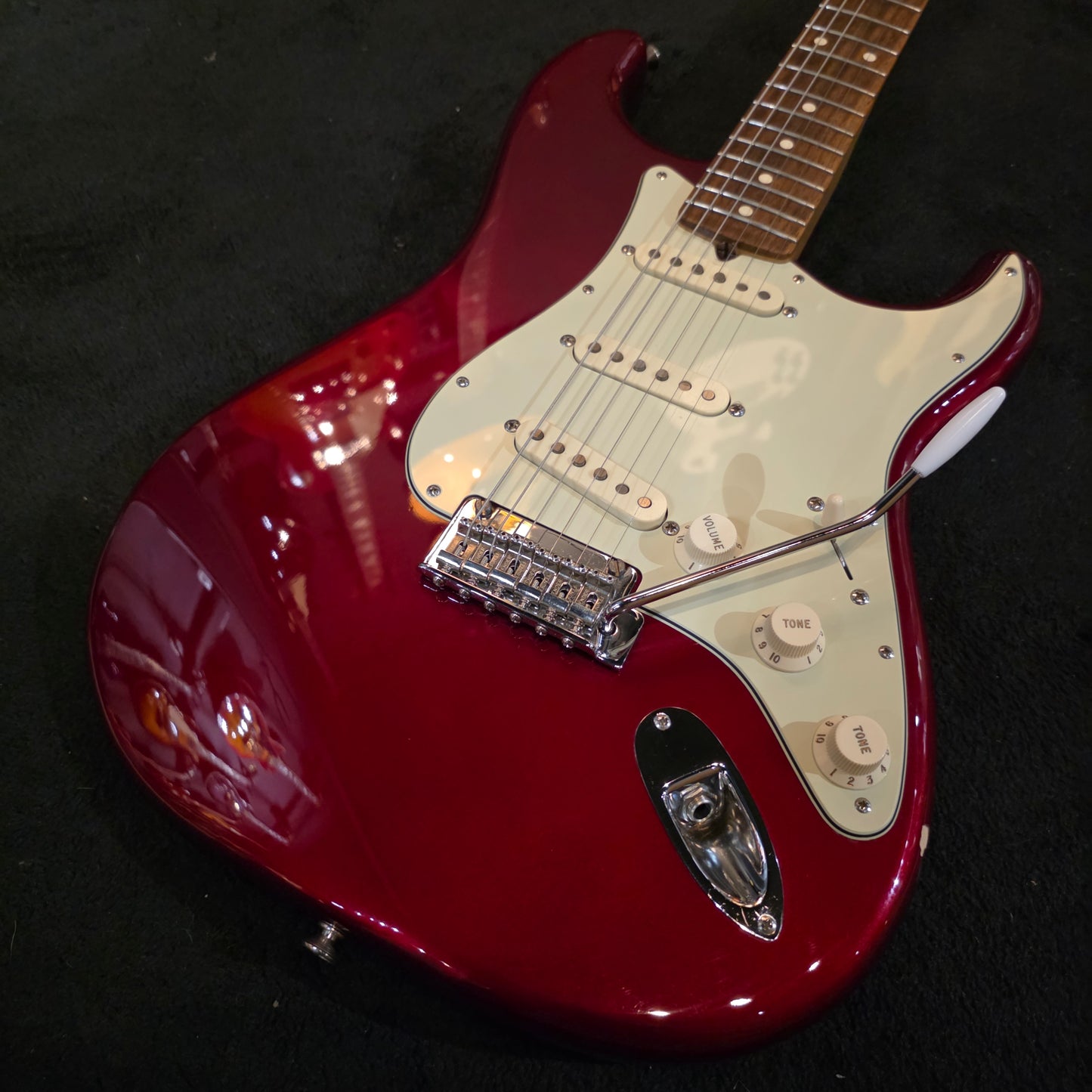 Fender Classic Player 60s with Rosewood Fretboard 2011 - Candy Apple Red