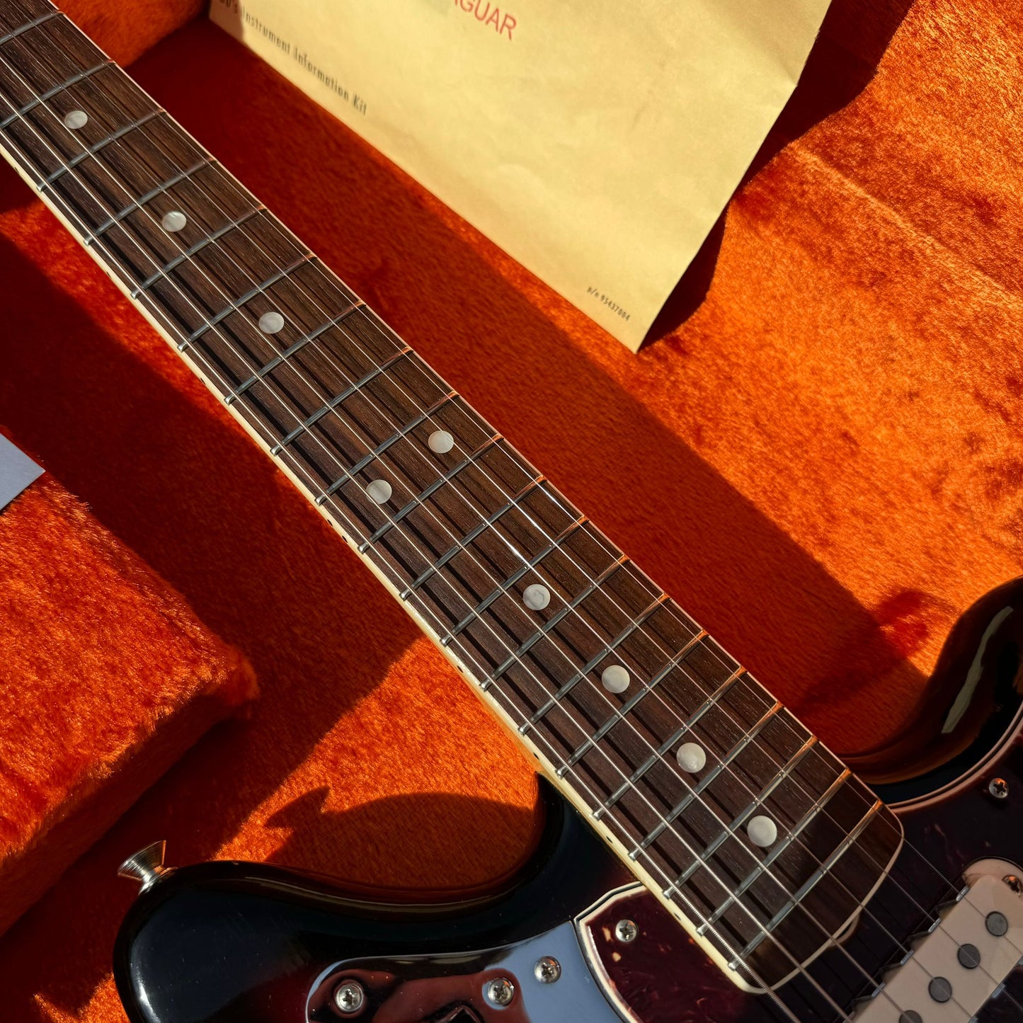 Fender American Vintage '65 Jaguar AVRI- 3-Color Sunburst