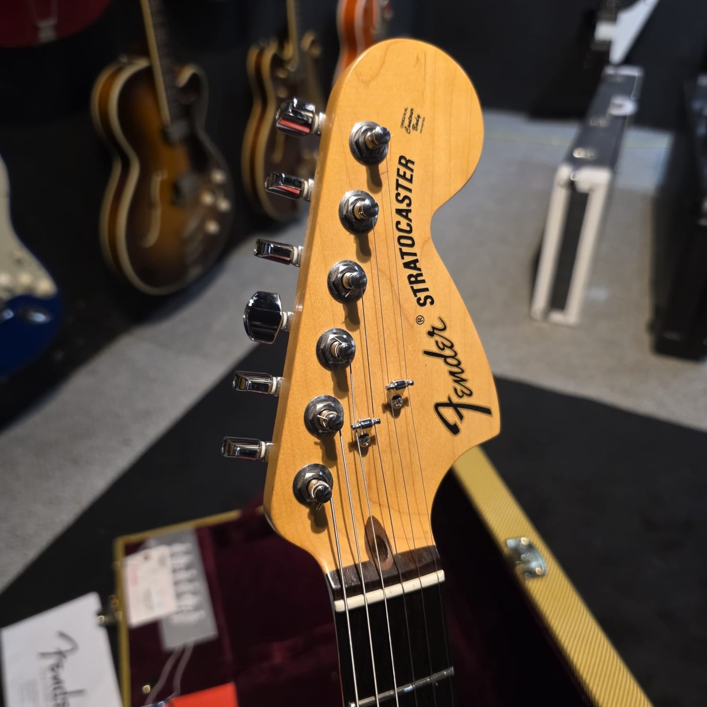 Fender American Special Stratocaster HSS with Rosewood Fretboard 2016 - 3-Color Sunburst