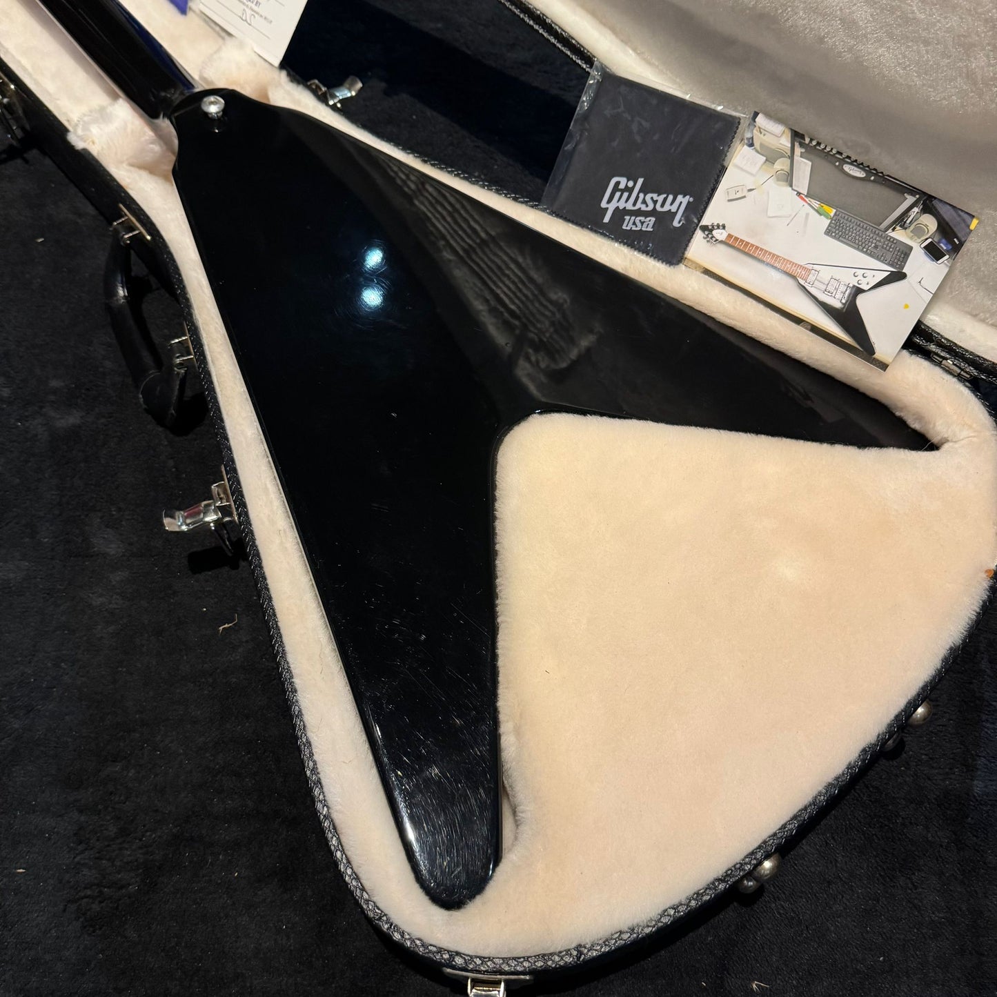 Gibson Flying V T 2014 with dirty finger pickups