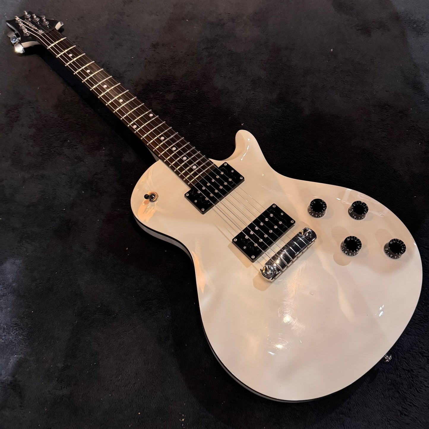 PRS SE Mark Tremonti - white