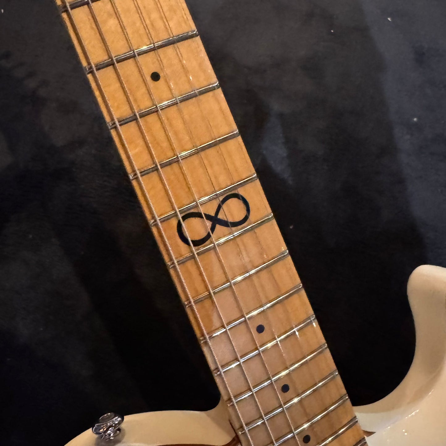 Chapman ML3 Pro Traditional - white dove