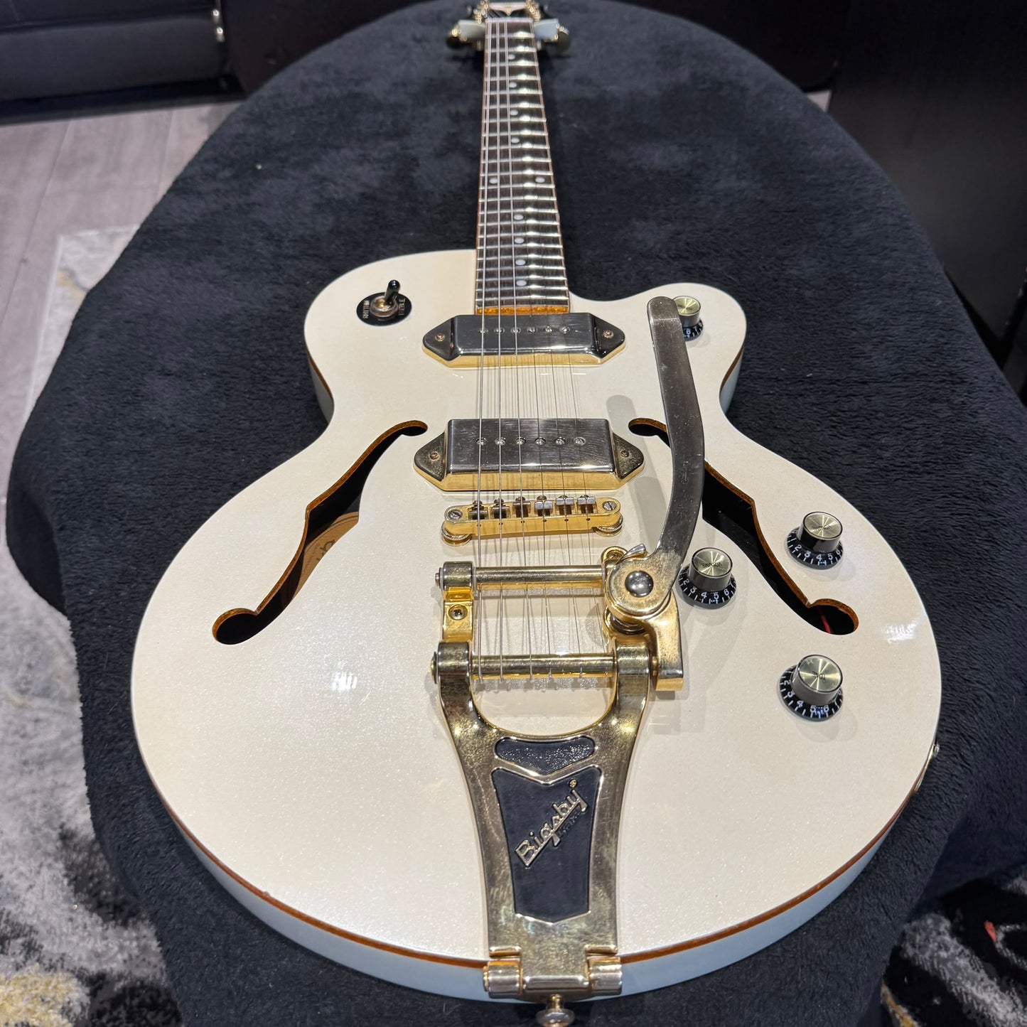 Epiphone Wildkat Royale Pearl White