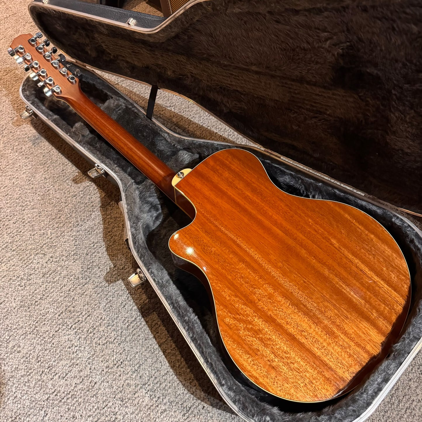 Yamaha APX700II - 12 Thinline Acoustic/Electric Cutaway 12String 2010s - Natural