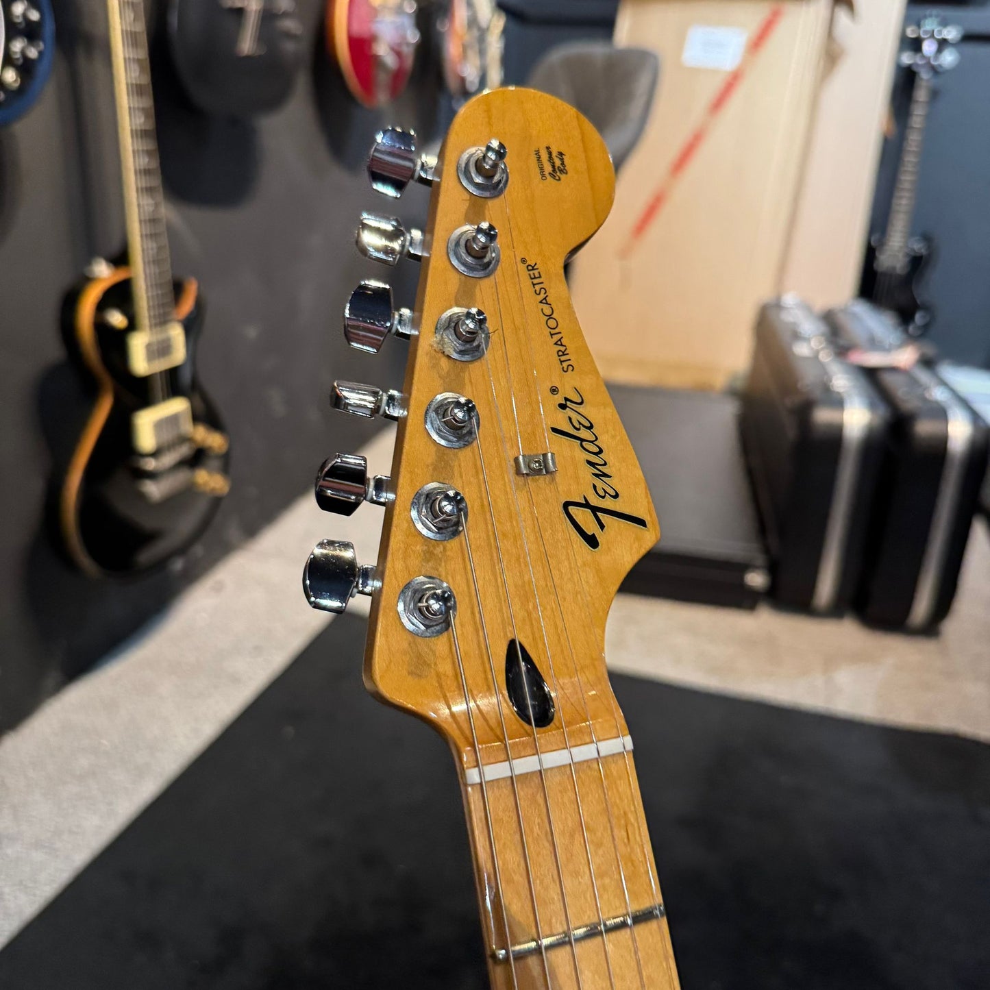 Fender Standard Stratocaster with Maple Fretboard Black