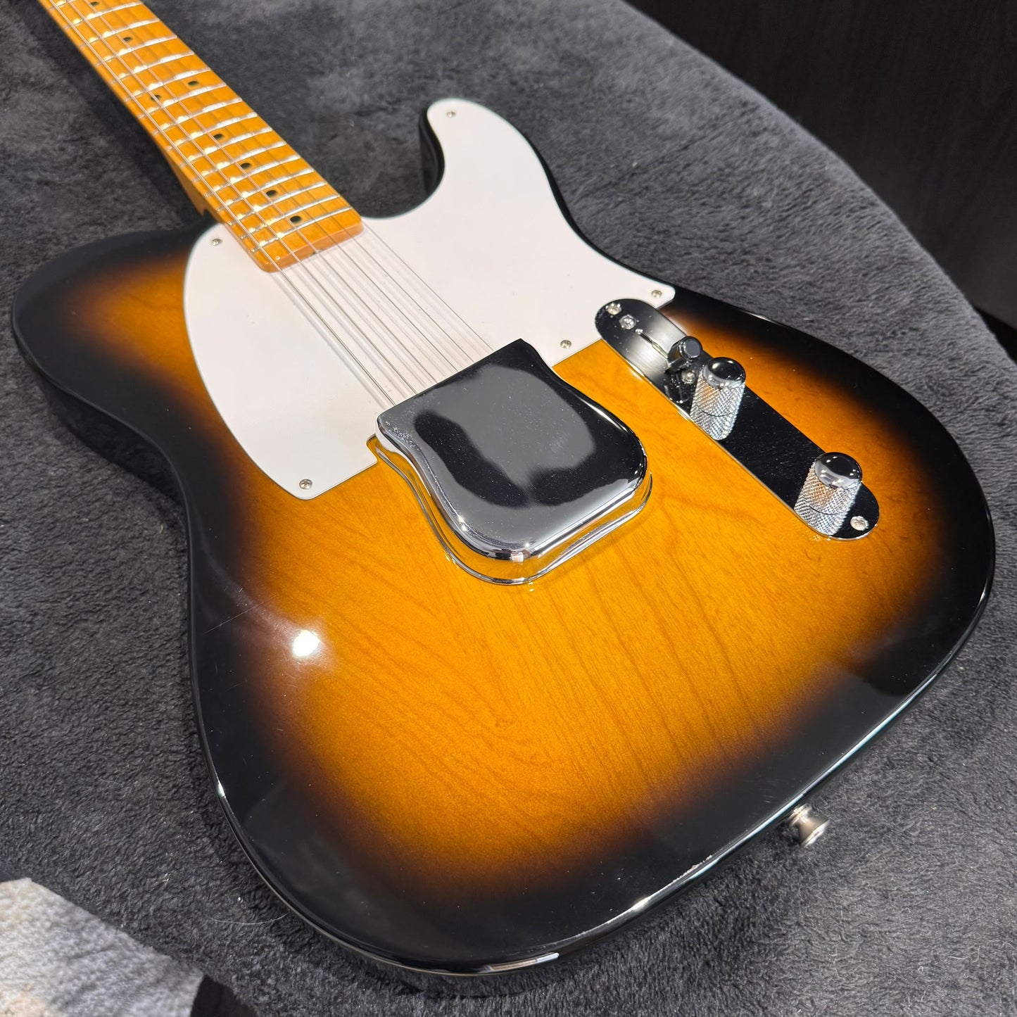 Fender Classic Series 50s Esquier - 2-colour sunburst