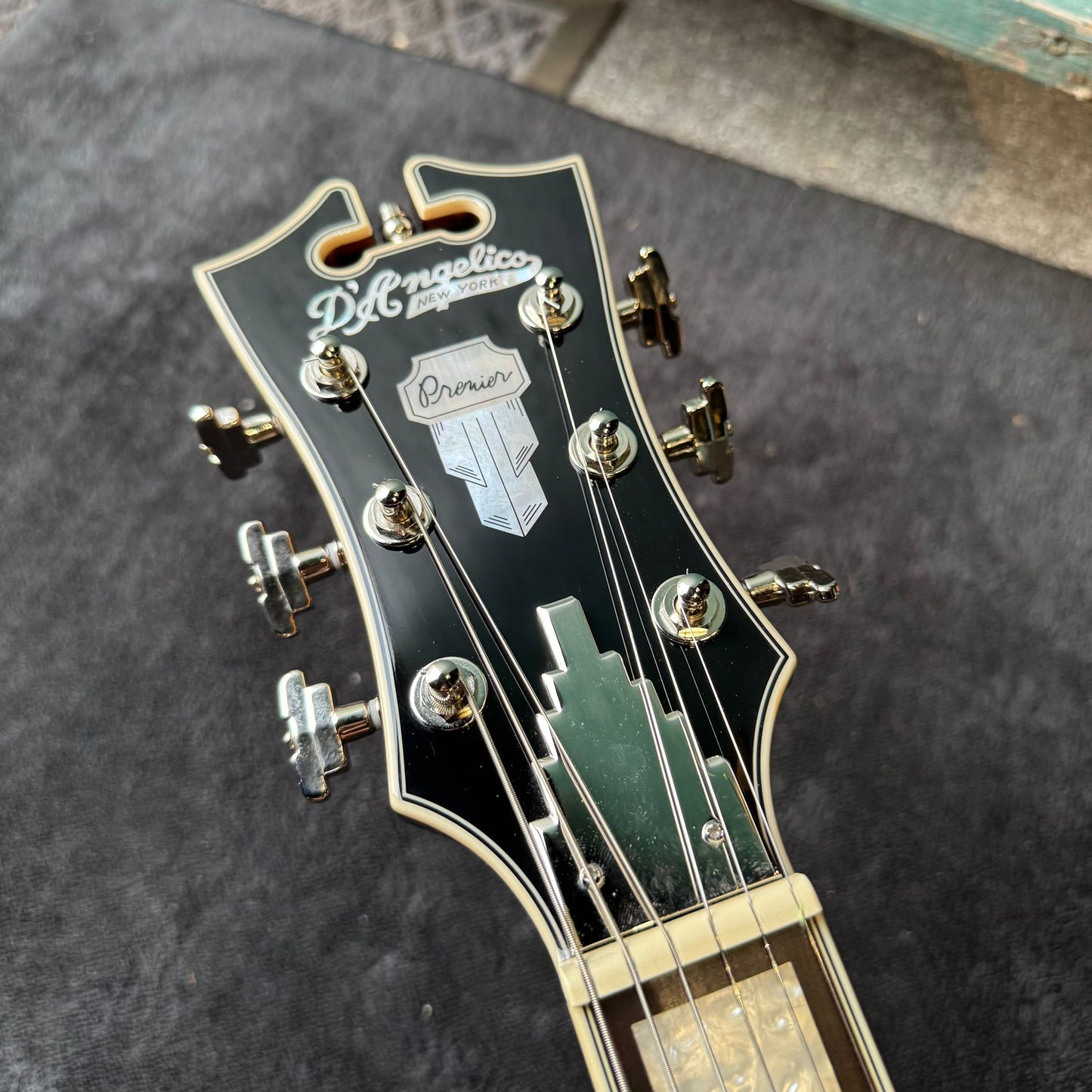 D'Angelico Premier DC Semi-Hollow Double Cutaway with Stop-Bar Tailpiece - Brown Burst