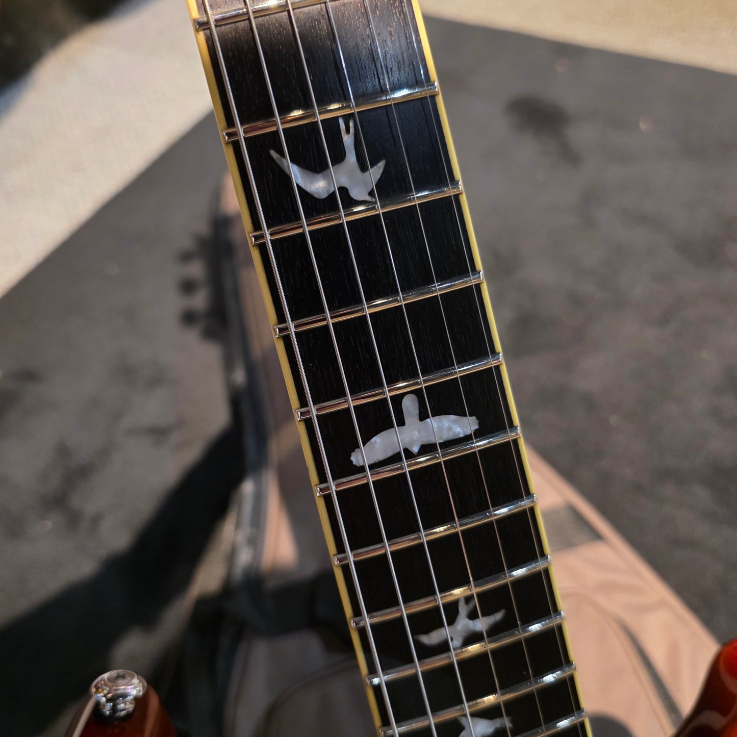 PRS SE Custom 24- Spalted Maple Top - Vintage Sunburst