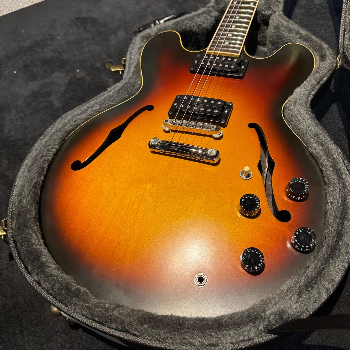 Gibson ES-333 (Exposed Coil) 2003  Cherry