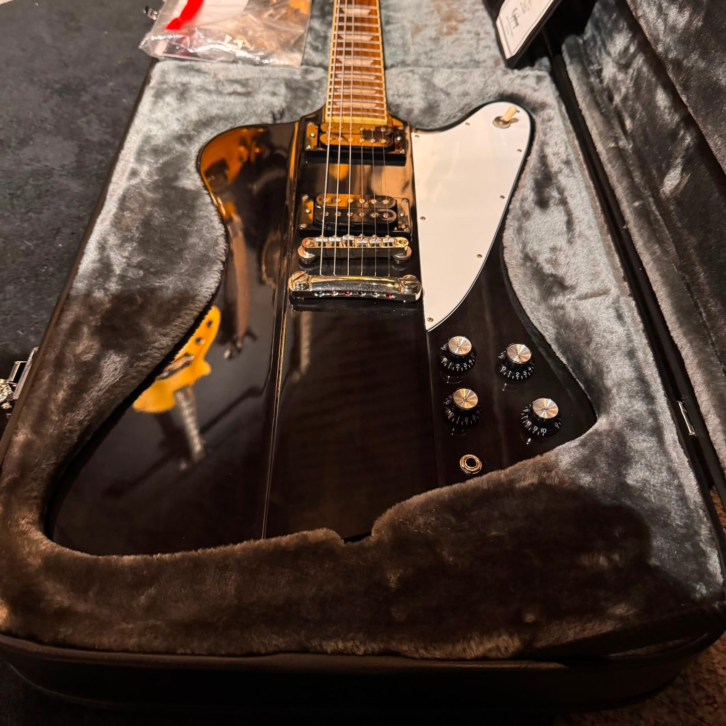 Epiphone Slash Signature Firebird 2019 - Trans Black with Epiphone fitted hardcase