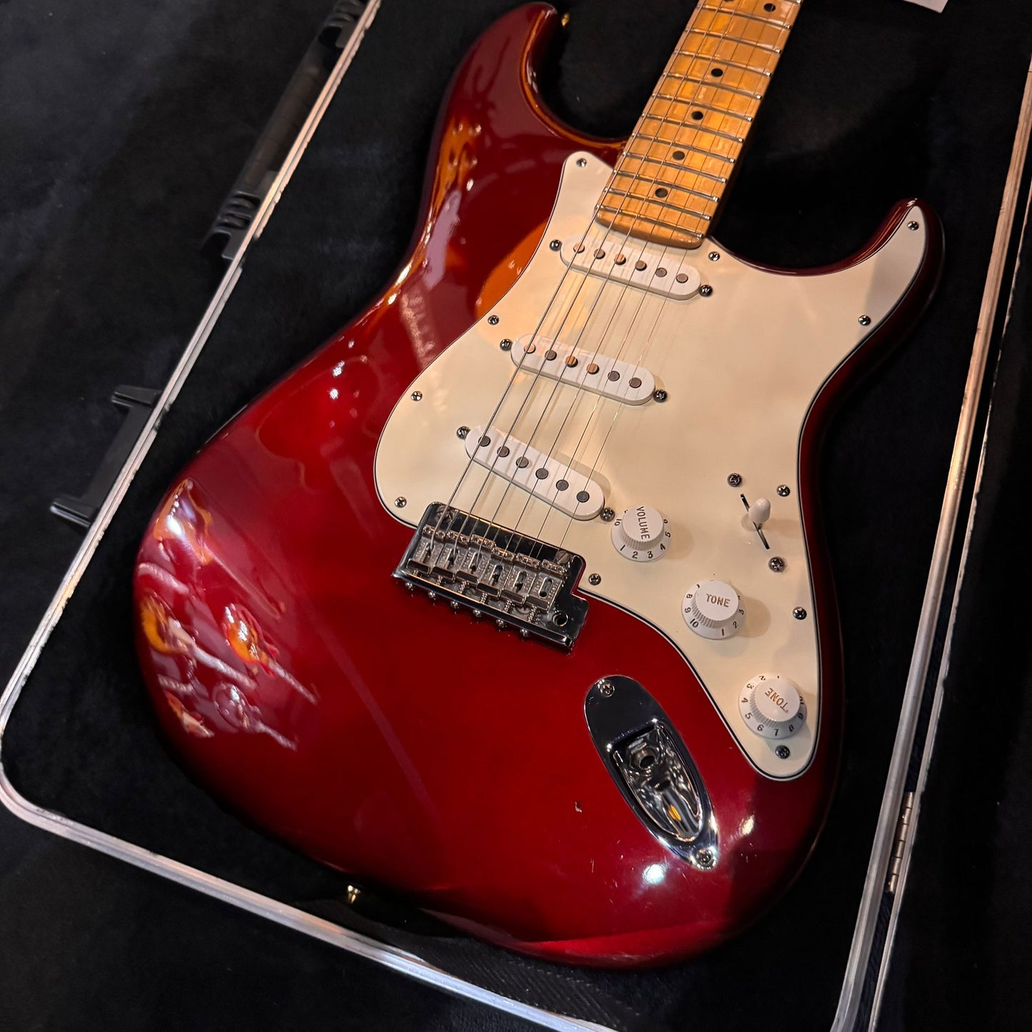 Fender American Standard Stratocaster with Maple Fretboard 2008 - Candy Cola