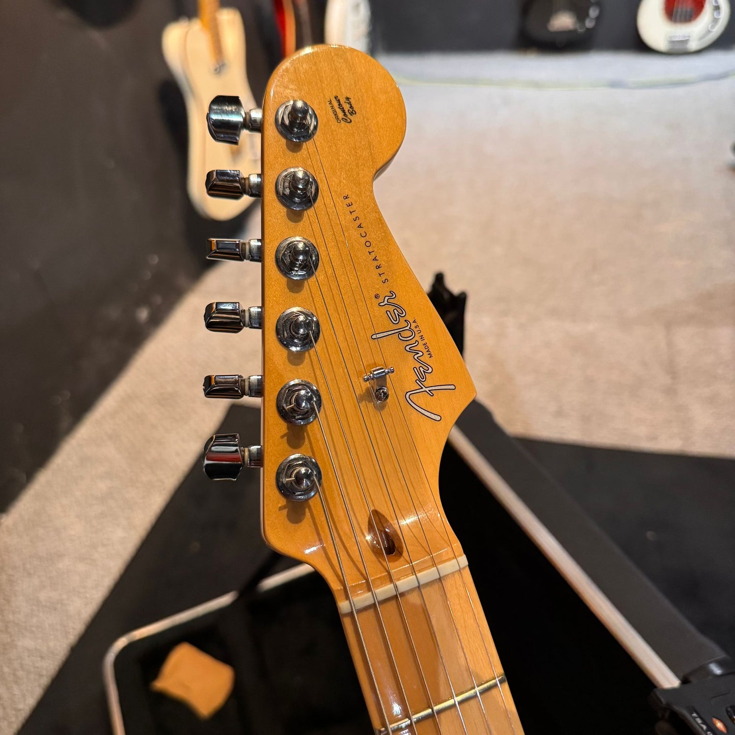 Fender American Standard Stratocaster with Maple Fretboard 2008 - Candy Cola
